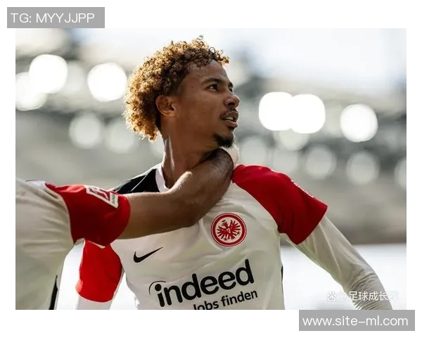 埃基蒂克为适应英超强度增加健身房锻炼时间显著提升体能 埃基蒂克为适应英超强度增加健身房锻炼时间显著提升体能