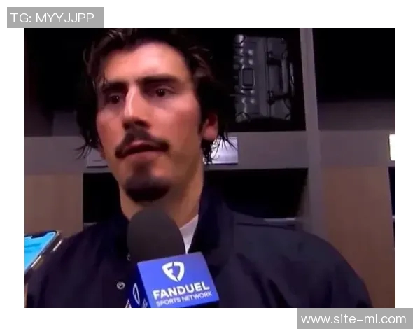 哈克斯称赞拉松为球队活力担当13中9砍下21分表现出色