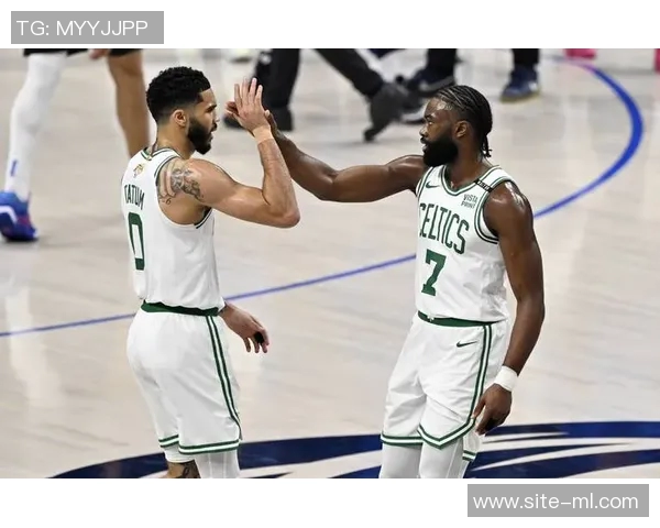 杰伦布朗谈塔图姆恢复情况期待他做出最佳选择助力球队发展